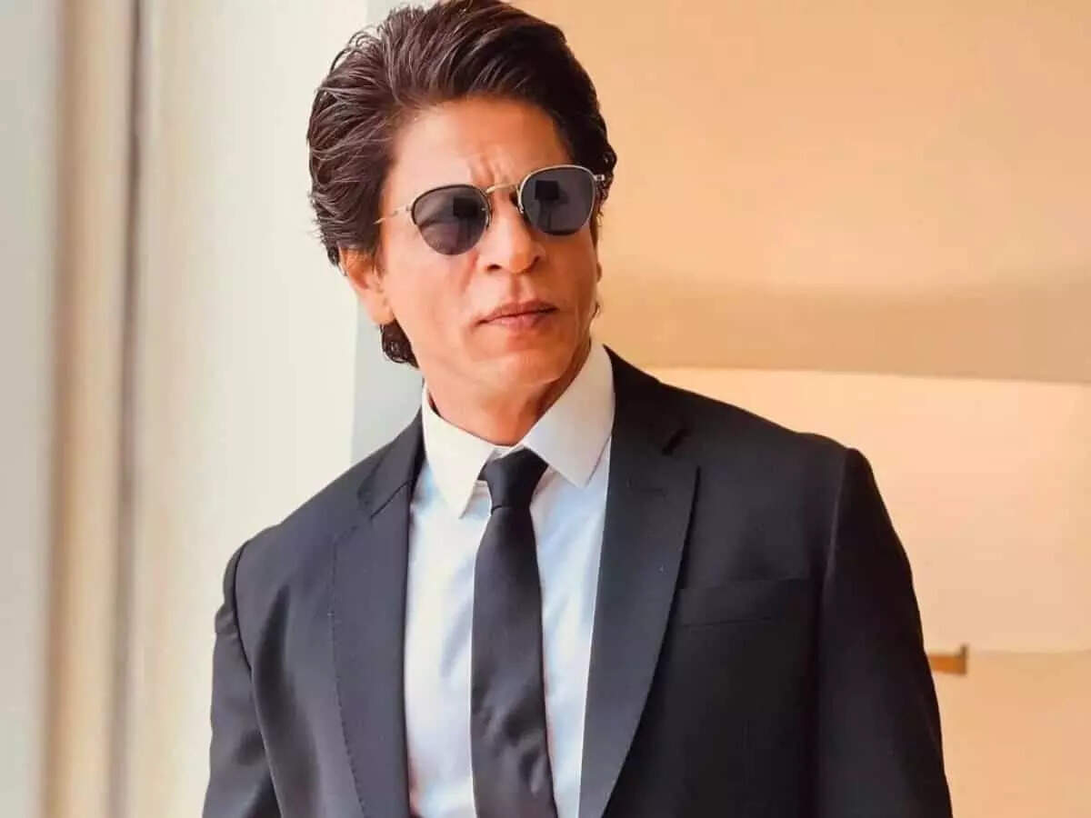 How Can I Contact Shahrukh Khan in Urdu