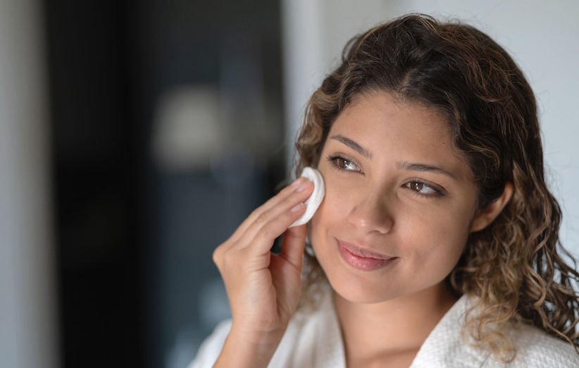 How to Apply Toner on Face in Urdu