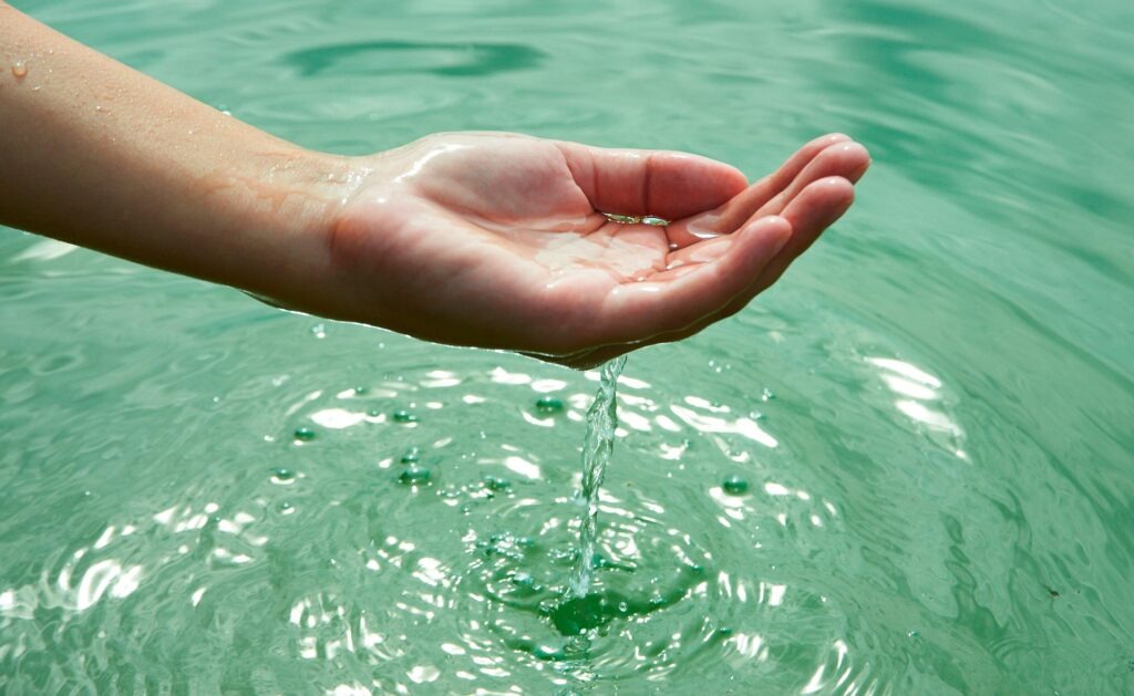 How Can Save Water in Urdu