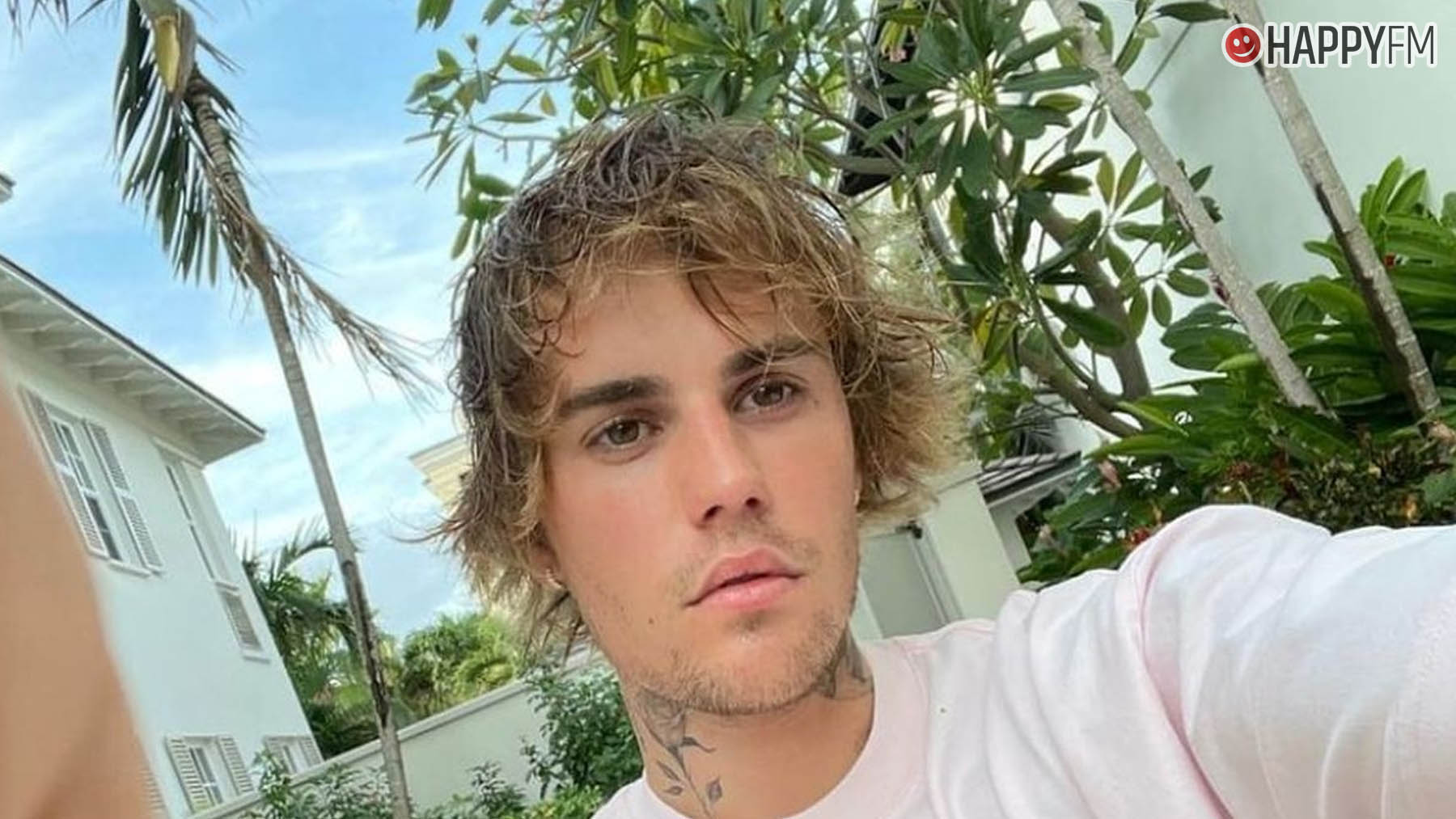 How Much Does Justin Bieber Make a Month in Urdu