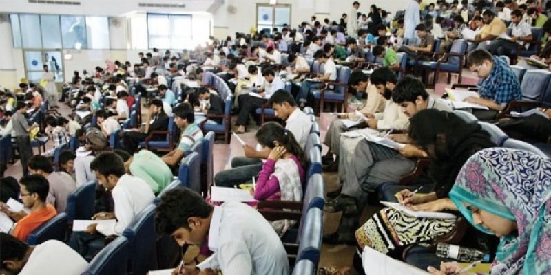 How Many Hours Can a Student Work in UK in Urdu