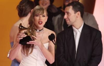 How Many Grammys Does Taylor Swift Have in Urdu