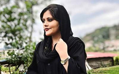 How Old Is Misa Amane in Urdu