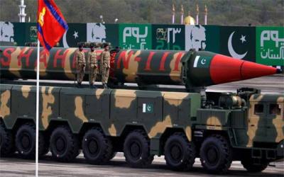 How Many Nuclear Weapons Does Pakistan Have in Urdu