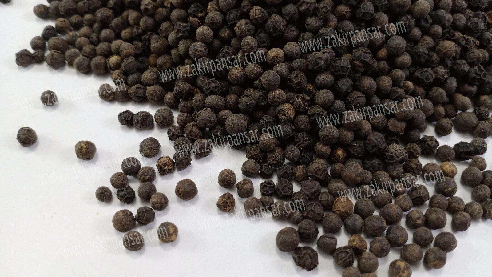 Black Pepper  Kali Mirch      Zakir Pansar