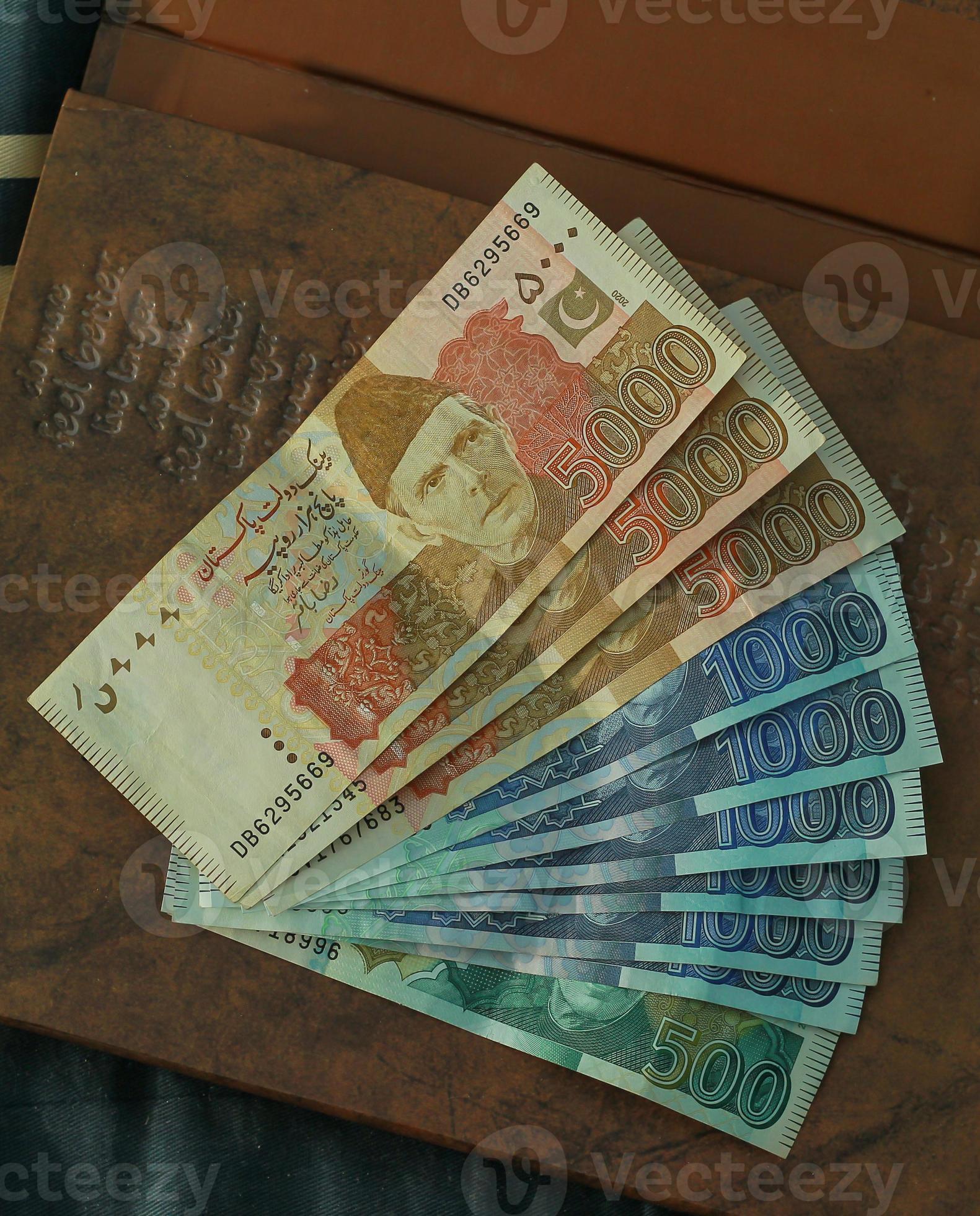 Money of Pakistan Pakistani rupee bills PKR banknotes 500 1000 5000 