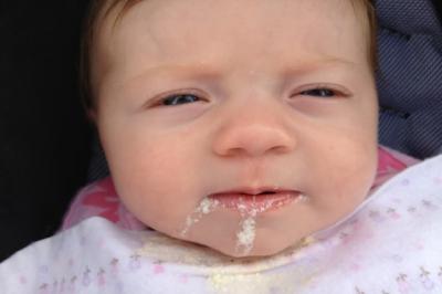How to Stop Vomiting in Babies in Urdu