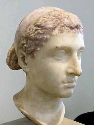 Cleopatra: How She Died in Urdu