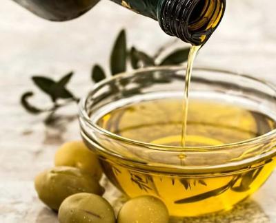How Can I Use Olive Oil in Urdu