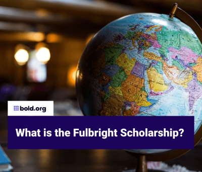How Many Fulbright Scholarships Are Awarded Each Year in Urdu